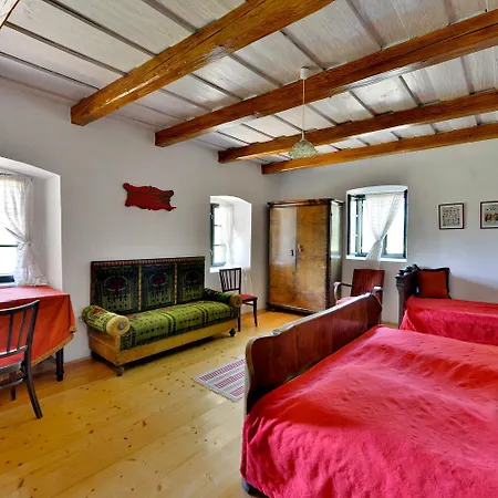 Fuege Major * بالاتوليلّي