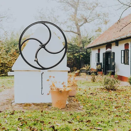 Fuege Major * بالاتوليلّي